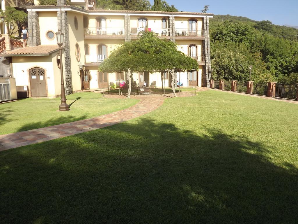 Airone Wellness Hotel Zafferana Etnea Exterior photo